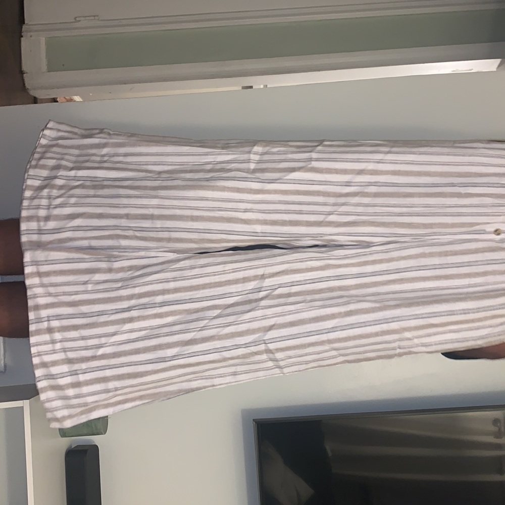 Romper - Picture 2 of 5